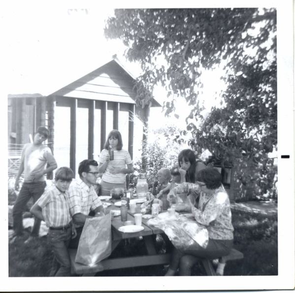 original/picnicAtSemaria1.jpg