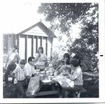 midpicnicAtSemaria1.jpg